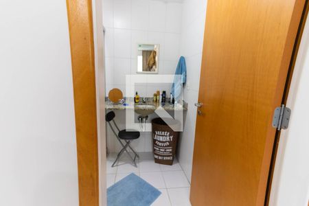 Apartamento à venda com 133m², 2 quartos e 2 vagas Apartamento à venda com 133m², 2 quartos e 2 vagasBanheiro da Suíte 1