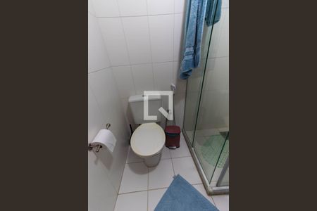 Apartamento à venda com 133m², 2 quartos e 2 vagas Apartamento à venda com 133m², 2 quartos e 2 vagasBanheiro da Suíte 1