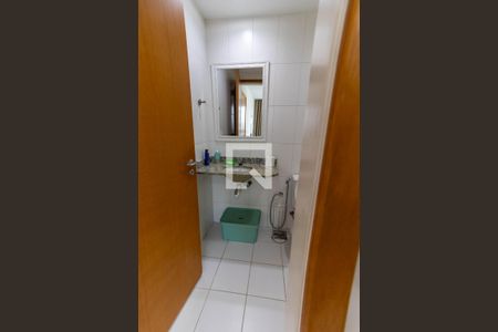 Apartamento à venda com 133m², 2 quartos e 2 vagas Apartamento à venda com 133m², 2 quartos e 2 vagasBanheiro Suíte 2