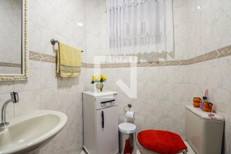 Casa à venda com 212m², 4 quartos e 3 vagas Casa à venda com 212m², 4 quartos e 3 vagasCasa 02 - Lavabo