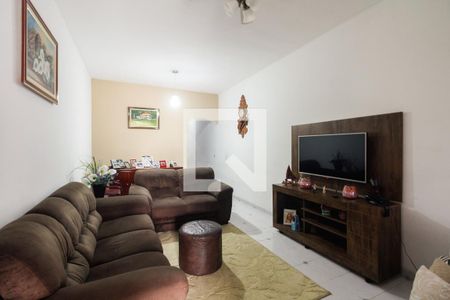 Casa à venda com 212m², 4 quartos e 3 vagas Casa à venda com 212m², 4 quartos e 3 vagasCasa 02 - Sala