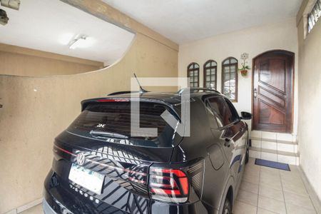 Casa à venda com 212m², 4 quartos e 3 vagas Casa à venda com 212m², 4 quartos e 3 vagasCasa 01 - Garagem