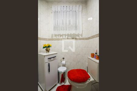 Casa à venda com 212m², 4 quartos e 3 vagas Casa à venda com 212m², 4 quartos e 3 vagasCasa 02 - Lavabo