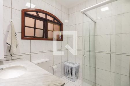 Casa à venda com 212m², 4 quartos e 3 vagas Casa à venda com 212m², 4 quartos e 3 vagasCasa 01 - Banheiro Suíte