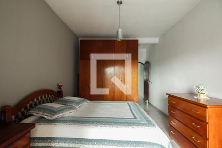 Casa à venda com 212m², 4 quartos e 3 vagas Casa à venda com 212m², 4 quartos e 3 vagasCasa 02 - Suíte