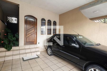Casa à venda com 212m², 4 quartos e 3 vagas Casa à venda com 212m², 4 quartos e 3 vagasCasa 02 - Garagem