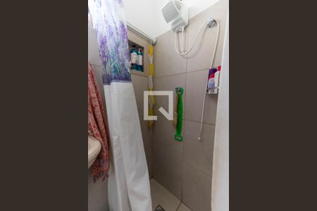 Casa à venda com 250m², 4 quartos e 2 vagas Casa à venda com 250m², 4 quartos e 2 vagasBanheiro