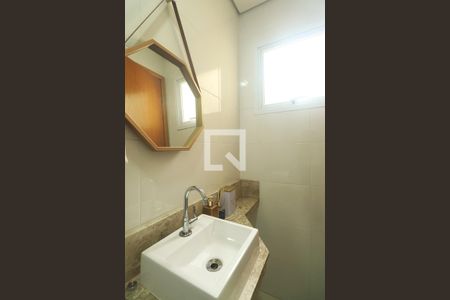 Casa de condomínio à venda com 120m², 2 quartos e 1 vagaLavabo 2