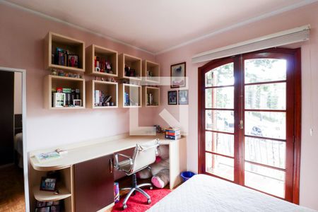 Casa à venda com 203m², 3 quartos e 4 vagasQuarto 2