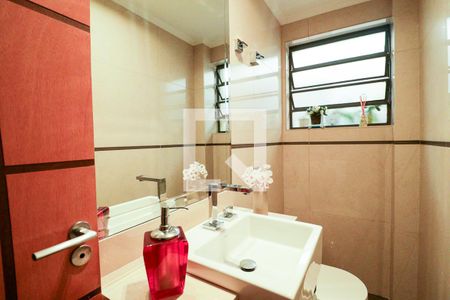 Casa à venda com 203m², 3 quartos e 4 vagasLavabo