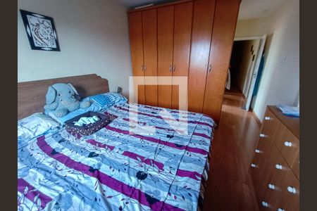 Casa à venda com 190m², 2 quartos e 3 vagas Casa à venda com 190m², 2 quartos e 3 vagasQuarto Suíte