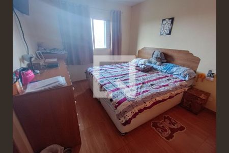 Casa à venda com 190m², 2 quartos e 3 vagas Casa à venda com 190m², 2 quartos e 3 vagasQuarto Suíte