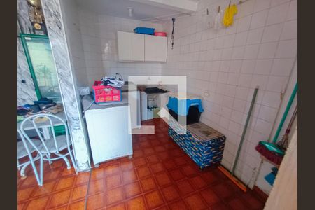Casa à venda com 190m², 2 quartos e 3 vagas Casa à venda com 190m², 2 quartos e 3 vagasLavanderia
