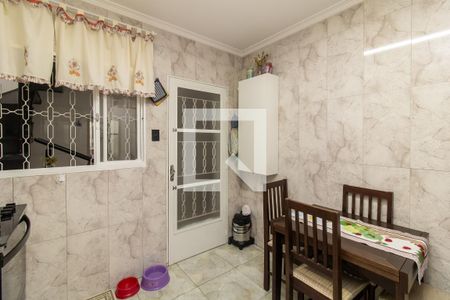 Casa à venda com 160m², 2 quartos e 2 vagasCozinha