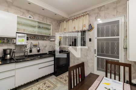 Casa à venda com 160m², 2 quartos e 2 vagasCozinha