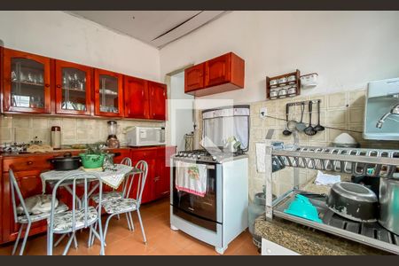 Casa à venda com 120m², 4 quartos e 1 vagaCozinha 