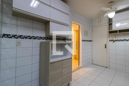 Apartamento à venda com 73m², 2 quartos e sem vaga Apartamento à venda com 73m², 2 quartos e sem vagaCozinha