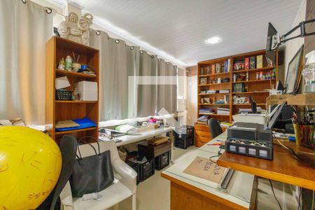 Apartamento para alugar com 205m², 4 quartos e 2 vagas Apartamento para alugar com 205m², 4 quartos e 2 vagasSuíte 2