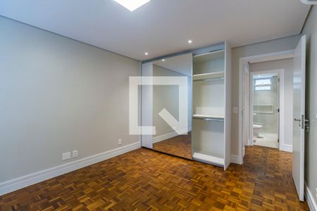 Apartamento à venda com 184m², 3 quartos e 1 vagaQuarto 2