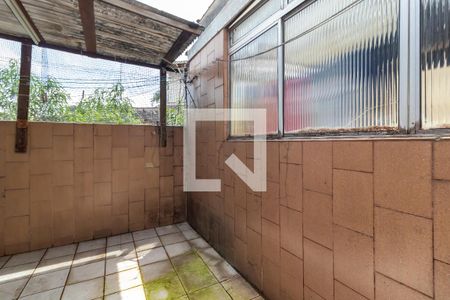 Casa à venda com 110m², 3 quartos e sem vagaÁrea de Serviço