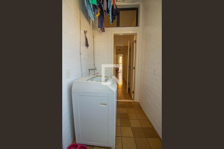 Apartamento à venda com 107m², 2 quartos e 1 vaga Apartamento à venda com 107m², 2 quartos e 1 vagaÁrea de Serviço