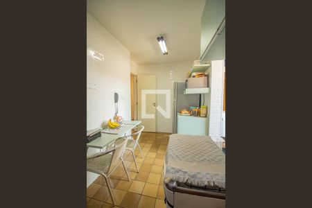 Apartamento à venda com 107m², 2 quartos e 1 vaga Apartamento à venda com 107m², 2 quartos e 1 vagaCozinha