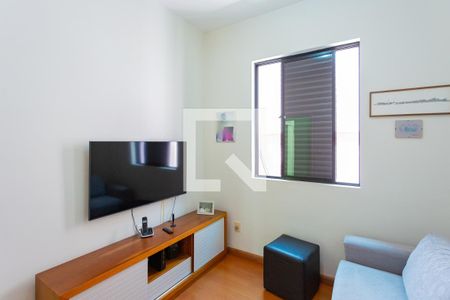 Casa à venda com 360m², 5 quartos e 3 vagas Casa à venda com 360m², 5 quartos e 3 vagasQuarto 3