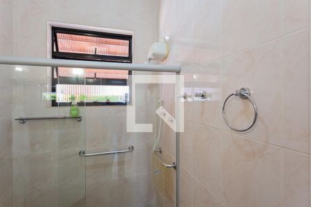 Casa à venda com 360m², 5 quartos e 3 vagas Casa à venda com 360m², 5 quartos e 3 vagasBanheiro