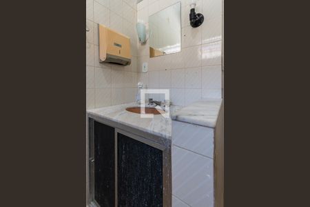 Casa à venda com 100m², 3 quartos e sem vagaBanheiro 1