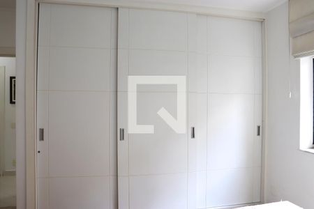 Apartamento à venda com 156m², 4 quartos e 1 vagaSuíte 