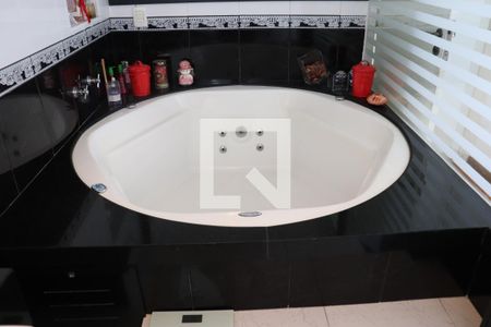 Apartamento à venda com 156m², 4 quartos e 1 vagaBanheiro da Suíte 