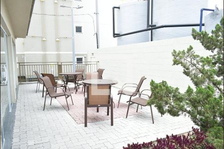 Apartamento para alugar com 44m², 2 quartos e 1 vagaÁrea comum - Salão de festas