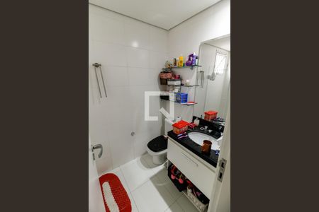 Apartamento à venda com 76m², 2 quartos e 2 vagas Apartamento à venda com 76m², 2 quartos e 2 vagasBanheiro Corredor