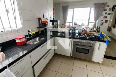Apartamento à venda com 76m², 2 quartos e 2 vagas Apartamento à venda com 76m², 2 quartos e 2 vagasCozinha - Armários