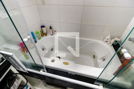 Apartamento à venda com 76m², 2 quartos e 2 vagas Apartamento à venda com 76m², 2 quartos e 2 vagasBanheiro da Suíte - Banheira
