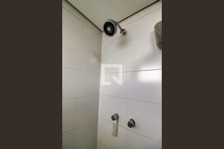 Apartamento à venda com 76m², 2 quartos e 2 vagas Apartamento à venda com 76m², 2 quartos e 2 vagasBanheiro da Suíte - chuveiro