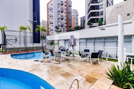Apartamento à venda com 76m², 2 quartos e 2 vagas Apartamento à venda com 76m², 2 quartos e 2 vagasÁrea comum - Piscina