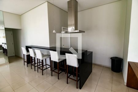 Apartamento à venda com 76m², 2 quartos e 2 vagas Apartamento à venda com 76m², 2 quartos e 2 vagasÁrea comum - Salão de festas
