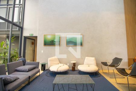 Apartamento para alugar com 38m², 1 quarto e sem vaga Apartamento para alugar com 38m², 1 quarto e sem vagaÁrea comum - Salão de festas, estar
