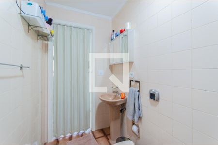 Apartamento à venda com 69m², 2 quartos e 1 vaga Apartamento à venda com 69m², 2 quartos e 1 vagaBanheiro