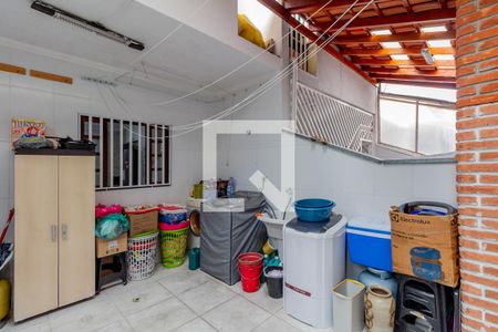 Casa à venda com 127m², 3 quartos e 4 vagas Casa à venda com 127m², 3 quartos e 4 vagasÁrea de Serviço