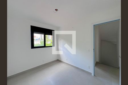 Casa de condomínio à venda com 218m², 3 quartos e 2 vagasQuarto 2