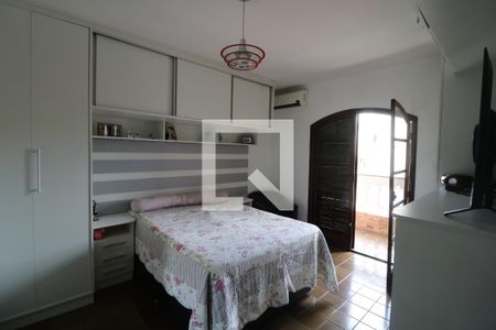 Casa à venda com 650m², 3 quartos e 6 vagasSuíte