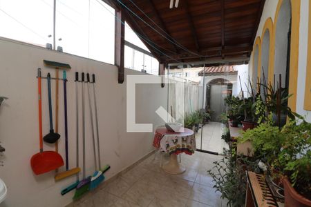 Casa à venda com 650m², 3 quartos e 6 vagasQuintal