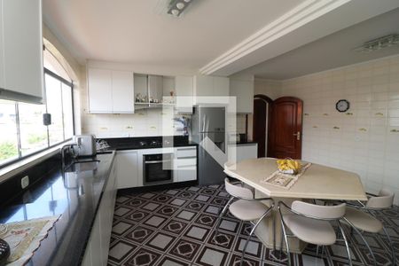 Casa à venda com 650m², 3 quartos e 6 vagasCozinha