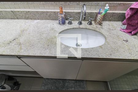 Apartamento à venda com 144m², 2 quartos e 2 vagasBanheiro Social