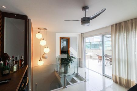 Apartamento à venda com 144m², 2 quartos e 2 vagasAndar superior Sala 