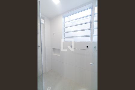 Apartamento à venda com 70m², 2 quartos e sem vagaBanheiro Social Detalhe