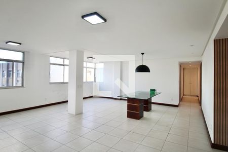 Sala de apartamento para alugar com 3 quartos, 180m² em Pituba, Salvador
