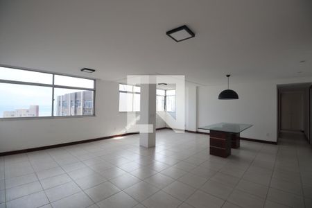 Sala  de apartamento para alugar com 3 quartos, 180m² em Pituba, Salvador